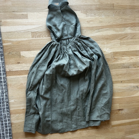 Piece of White Aida Dress Backless linen A-line small gown summer - Picture 8 of 9